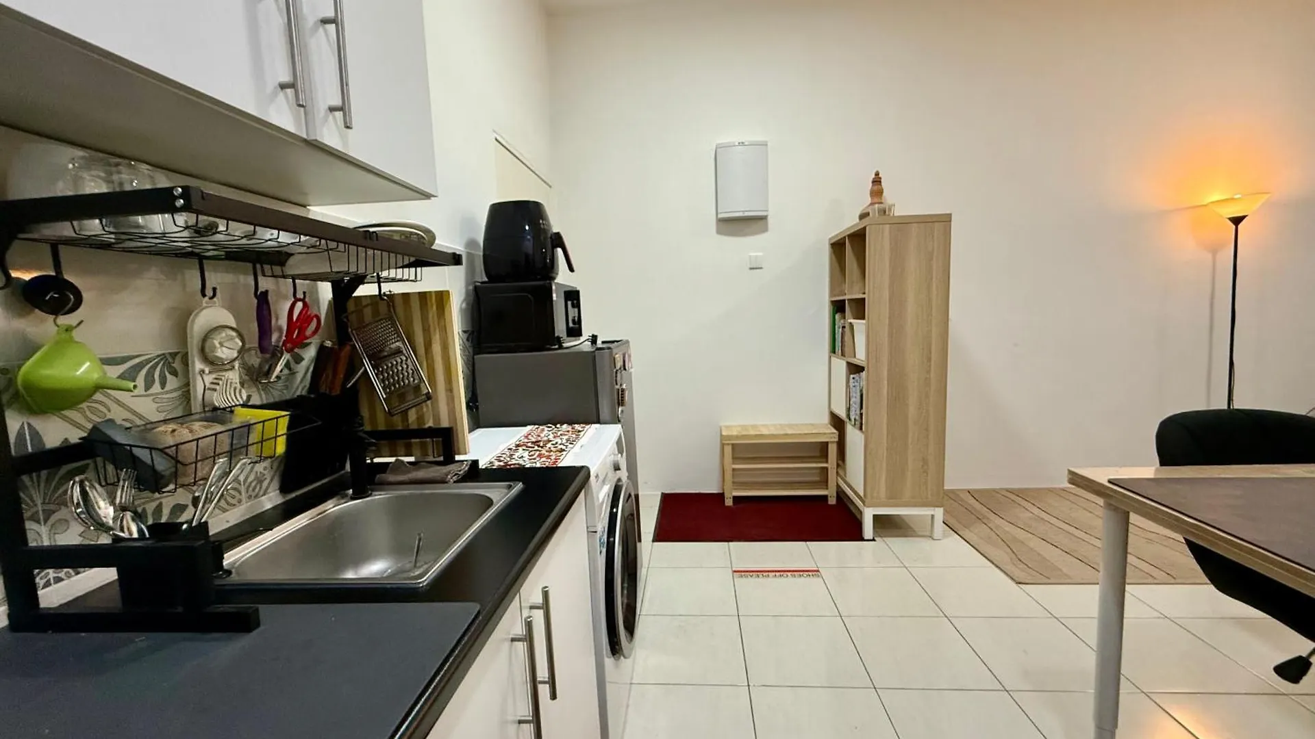 Private Room Ipoh Centre - Stay With Host