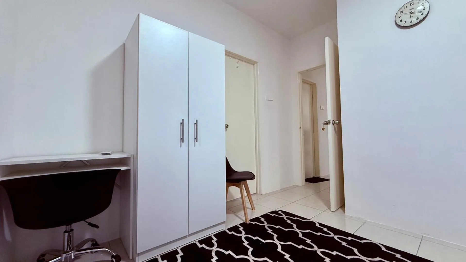Private Room Ipoh Centre - Stay With Host